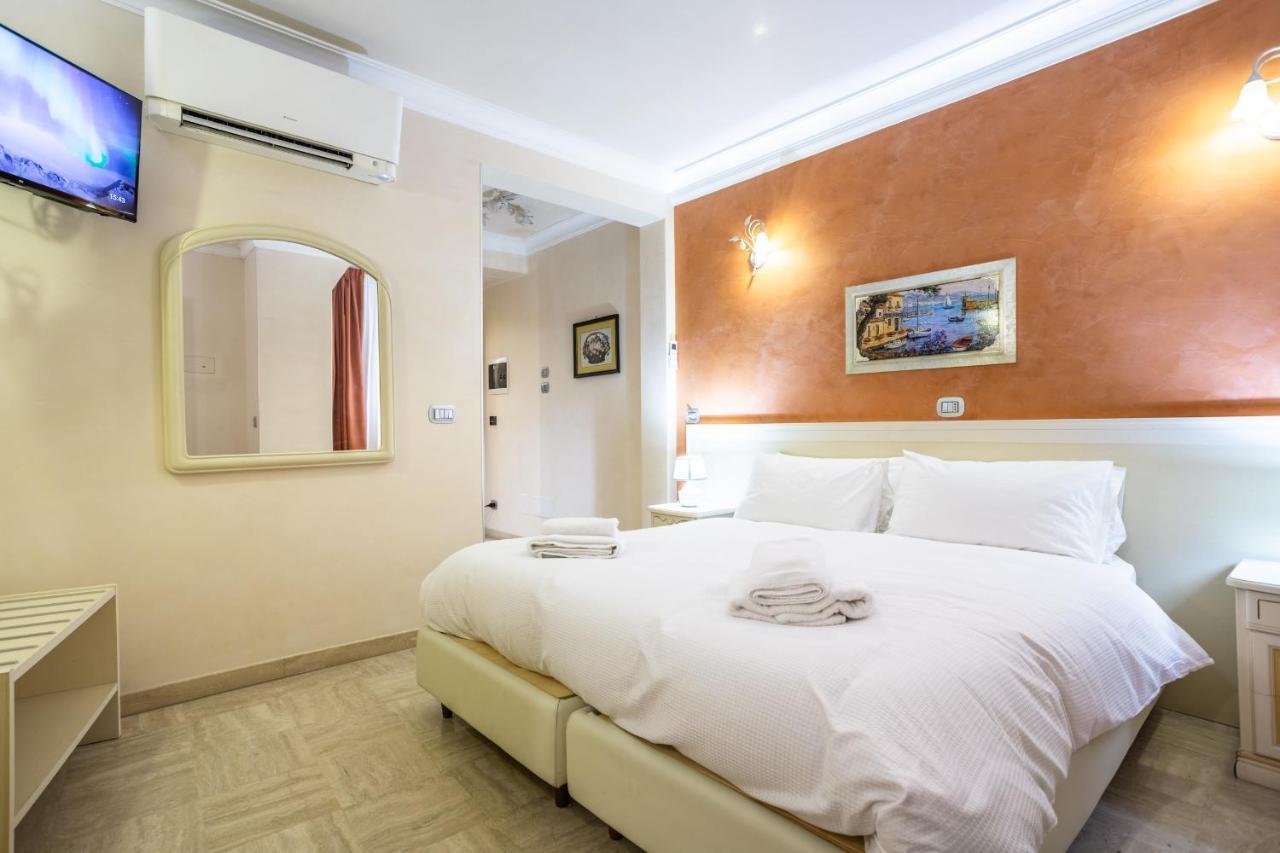 Luxury Inn Opera Roma Esterno foto